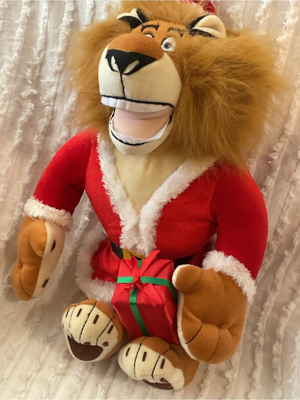 MERRY MADAGASCAR PLUSH LION TOY 2009 Dreamworks 14”